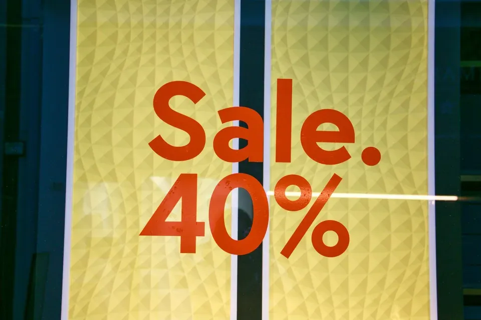 Retail Window Advertising